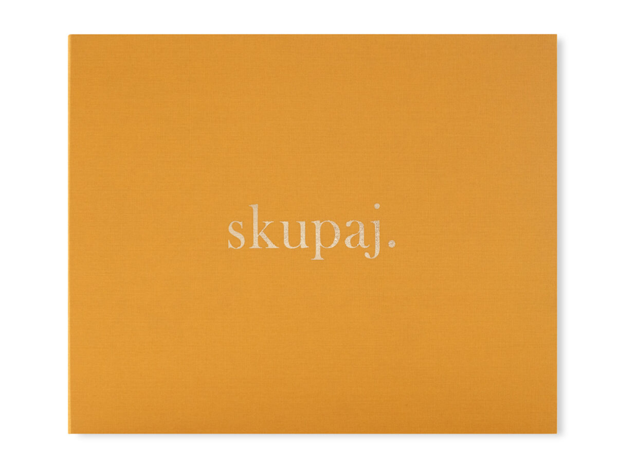 2_Rumena_album_skupaj_studio_4x3